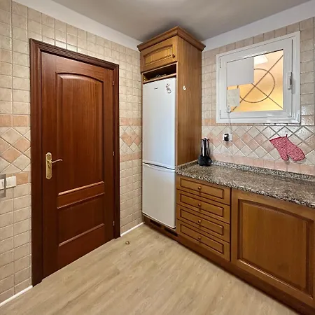 Apartment Lovely Cristianos In Quiet Complex K108 Los Cristianos (Tenerife)